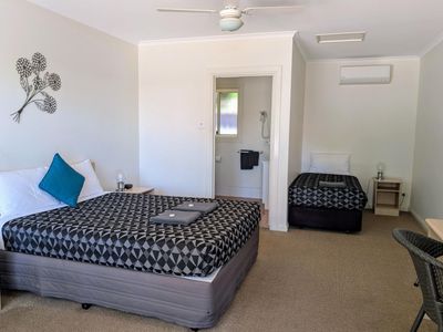 goolgowi-motor-inn-1p6262-3