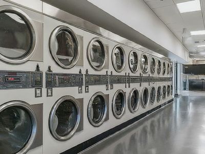 highly-desirable-self-service-laundromat-business-cheltenham-1p6070-0
