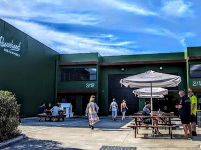 modern-brewery-distillery-amp-tap-house-in-prime-mornington-peninsula-location-1