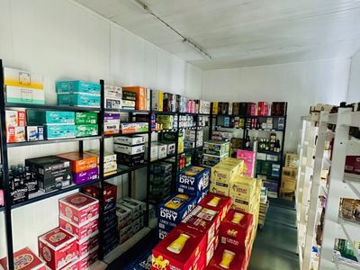 drive-thru-bottle-shop-with-long-lease-amp-big-brand-exposure-9