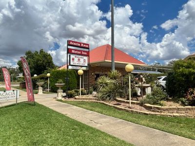 profitable-15-room-murray-river-motel-with-long-lease-security-0