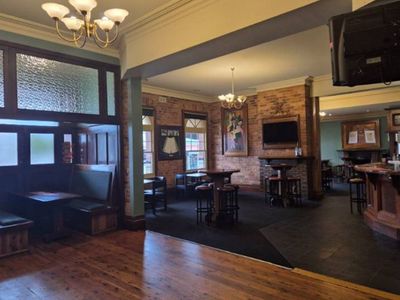 under-offer-star-hotel-rutherglen-0