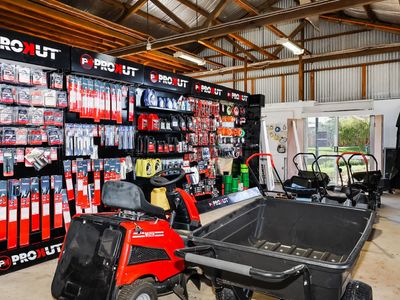 prime-portland-freehold-business-opportunity-established-retail-amp-workshop-6