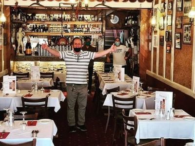 amiconi-restaurant-west-melbourne-4