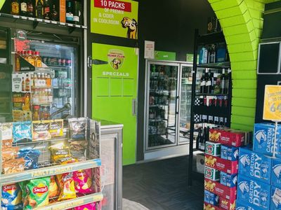 drive-thru-bottle-shop-with-long-lease-amp-big-brand-exposure-2