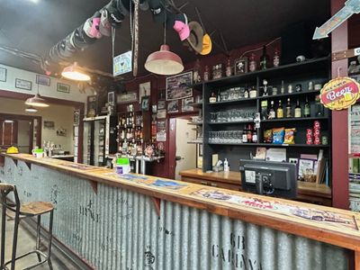 gladstone-hotel-dookie-established-country-hotel-opportunity-7