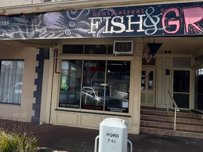 under-offer-henty-st-fish-amp-grill-4
