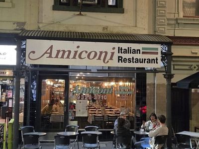 amiconi-restaurant-west-melbourne-6