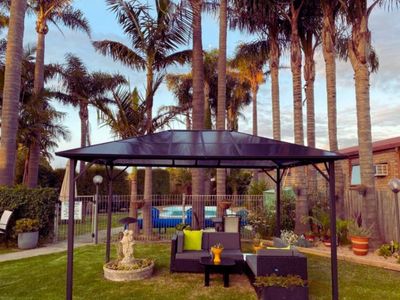 perfectly-located-motel-on-the-esplanade-9