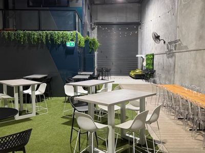 the-industrial-a-warehouse-style-bar-and-event-space-4