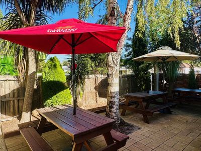 queen-39-s-head-hotel-well-established-venue-2