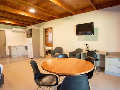 murray-river-frontage-leasehold-motel-refurbished-resort-with-long-lease-8