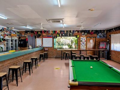 post-office-hotel-caravan-park-3