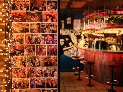 littlefoot-popular-bar-amp-live-music-venue-3