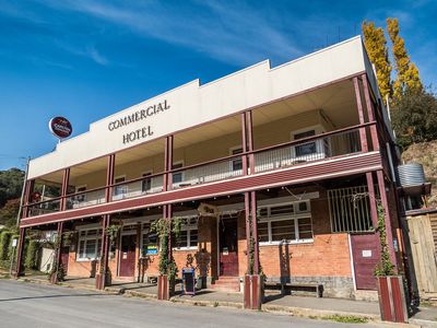 commercial-hotel-woods-point-1p6187-0
