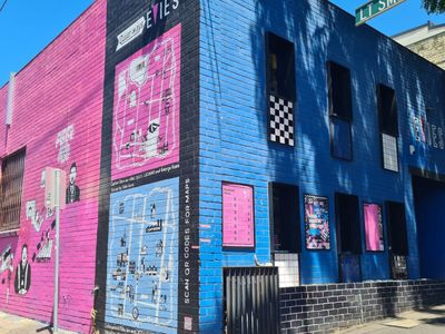 evies-disco-diner-a-vibrant-neon-soaked-fitzroy-spot-1