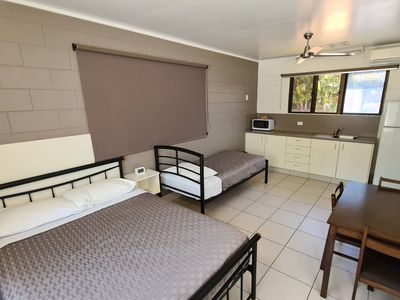 coastal-caravan-park-island-views-and-is-just-a-short-stroll-to-the-town-centr-5