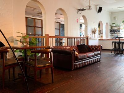 under-offer-aviary-hotel-1p6154-7