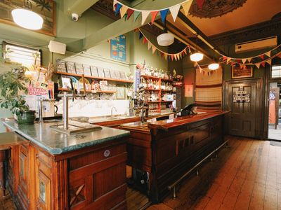 under-contract-the-fitzroy-pinnacle-5