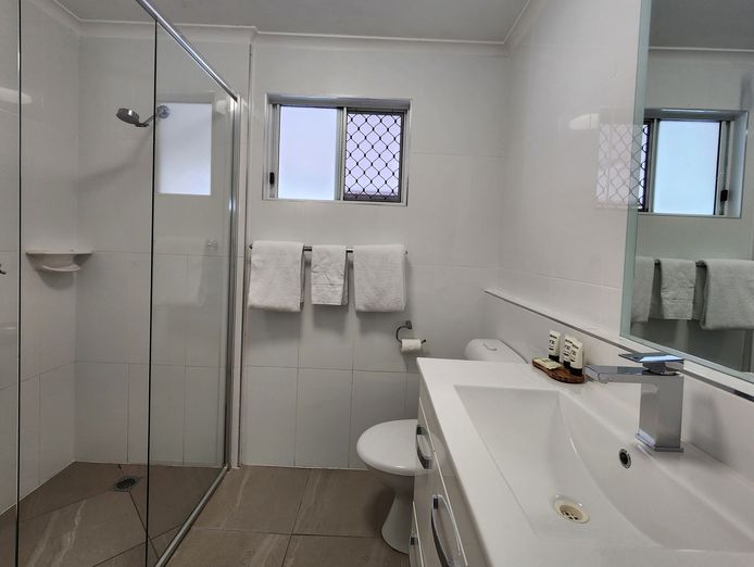 waterfront-new-35-year-lease-high-roi-in-hervey-bay-1p6198m-6