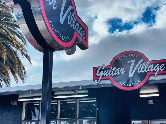 guitar-village-frankston-comes-with-a-large-online-commerce-network-retail-sh-0