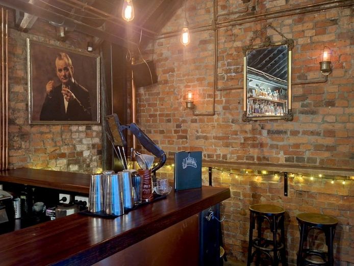 union-electric-a-cbd-laneway-cocktail-bar-and-rooftop-2