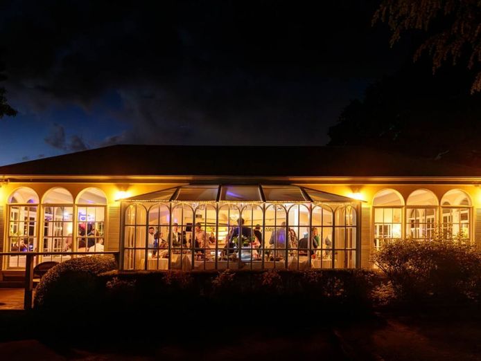 fortnums-restaurant-amp-wedding-venue-sassafras-4