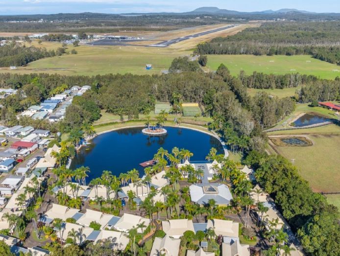 village-resort-port-macquarie-mid-north-coast-freehold-going-concern-accommodat-2