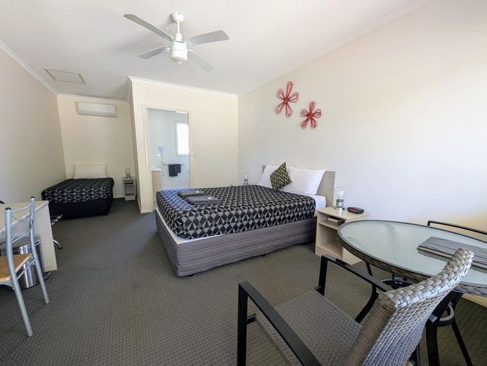 goolgowi-motor-inn-1p6262-9