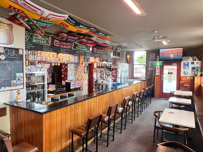 historic-ballarat-pub-with-accommodation-amp-multiple-income-streams-2