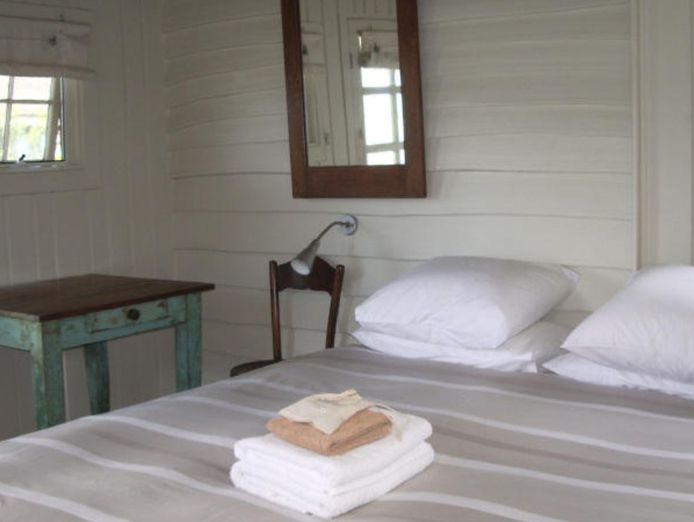 historic-coastal-gem-rodondo-accommodation-port-albert-5