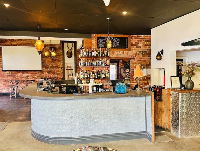 award-winning-farmers-arms-hotel-creswick-7