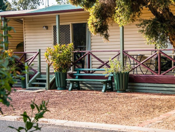 numurkah-caravan-park-freehold-residence-plus-leasehold-business-5