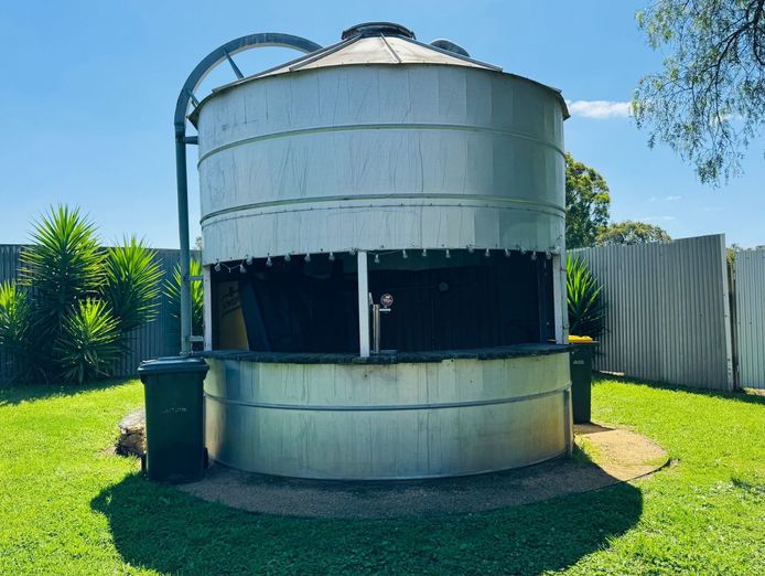 the-farmers-arms-hotel-6