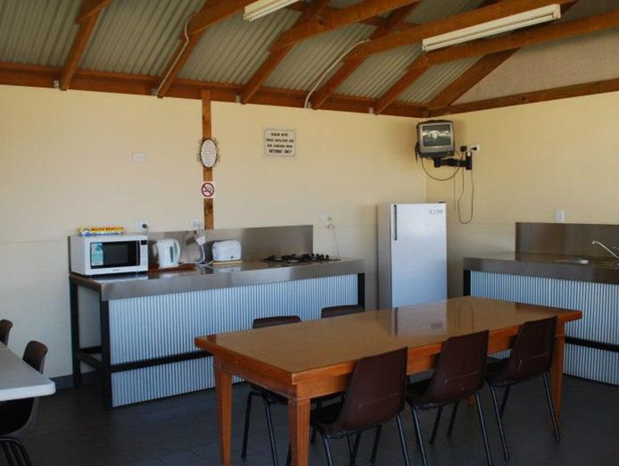 gateway-to-the-flinders-ranges-peterborough-caravan-park-for-sale-7