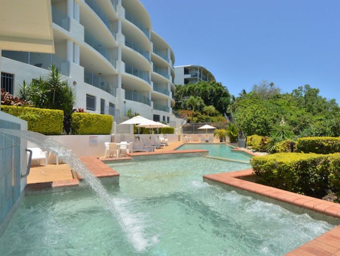 exceptional-beachfront-management-rights-opportunity-trinity-beach-1