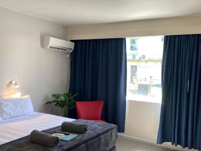 established-mackay-cbd-motel-freehold-going-concern-or-leasehold-opportunity-8
