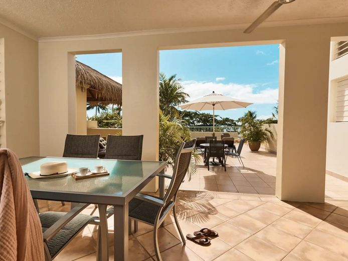 trinity-beach-exquisite-resort-opposite-beach-9