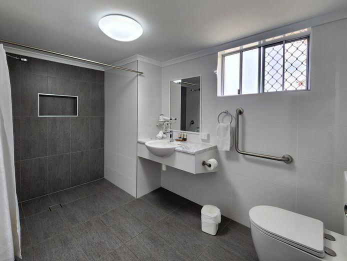 waterfront-new-35-year-lease-high-roi-in-hervey-bay-1p6198-7