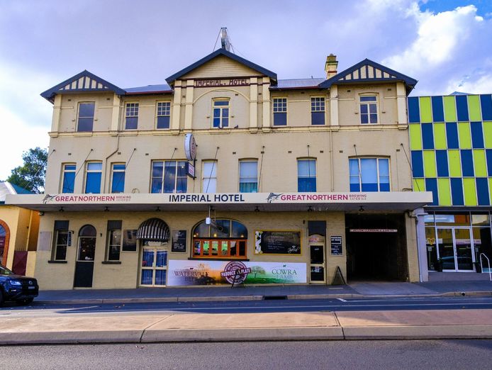 imperial-hotel-cowra-0