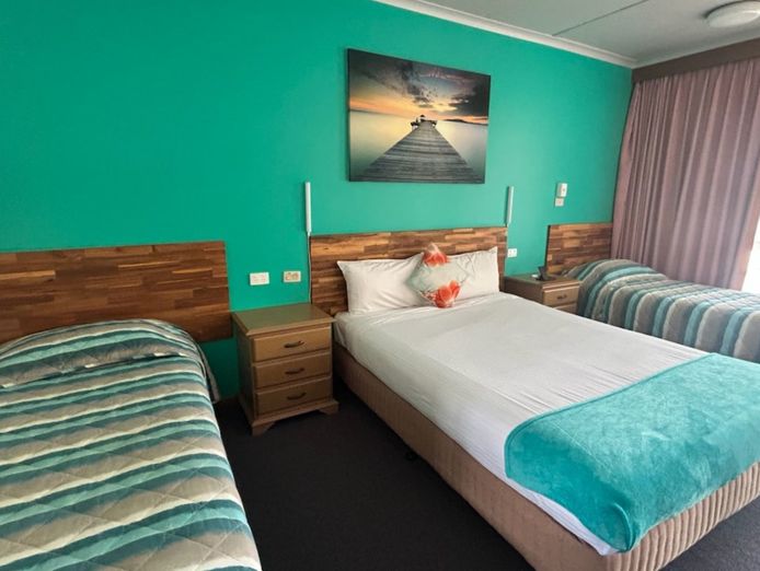 profitable-15-room-murray-river-motel-with-long-lease-security-7