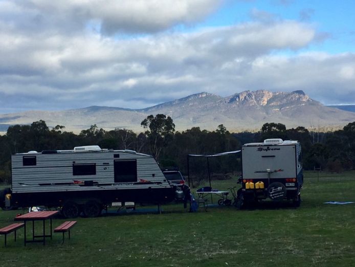 vendor-says-sell-happy-wanderer-holiday-resort-3