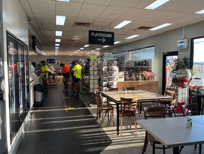wahrings-restaurant-gift-shop-5