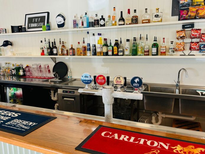 all-offers-considered-woodside-beach-hotel-with-accommodation-pods-brand-8