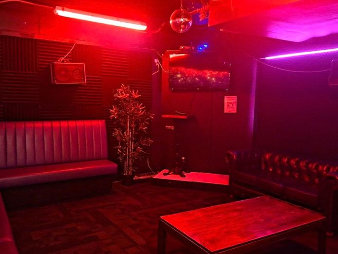 heroes-bar-8