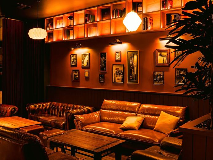 sound-music-bar-a-premier-late-night-entertainment-venue-1