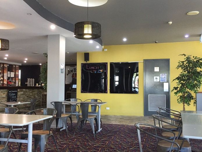 sunshine-coast-hotel-opportunity-with-multiple-revenue-streams-3