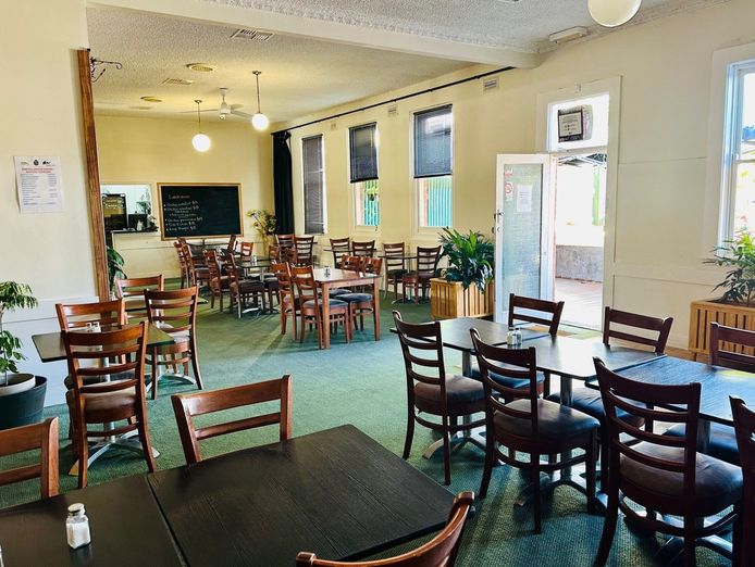 national-hotel-stawell-4