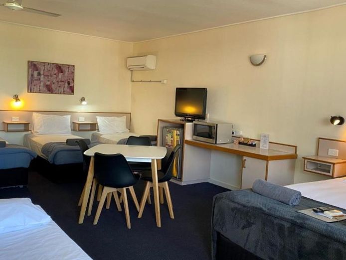 established-mackay-cbd-motel-freehold-going-concern-or-leasehold-opportunity-7