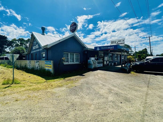 mamre-hotel-true-country-pub-3